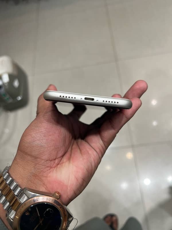 iPhone 11 pta approved 1