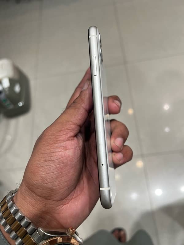 iPhone 11 pta approved 3