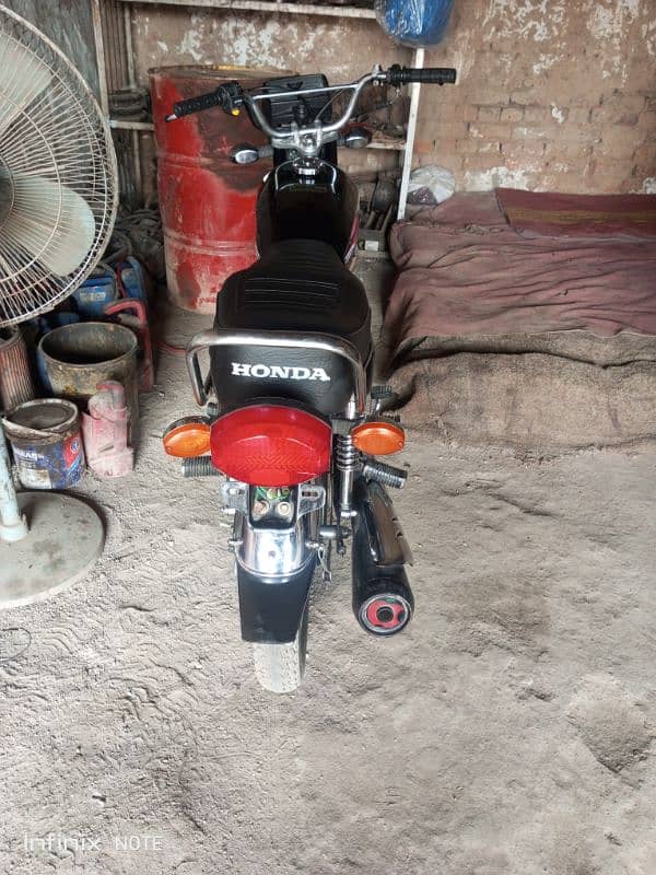 Honda 125 22/23 4