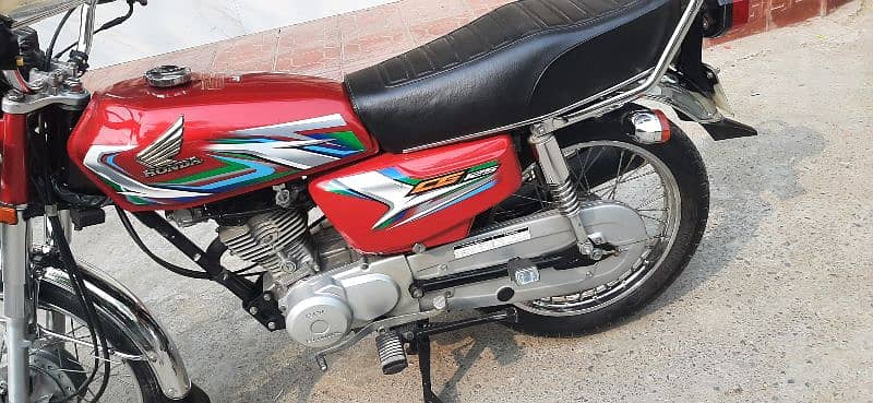 HONDA CG 125 2023 APRIL (URGENT SALE) 11