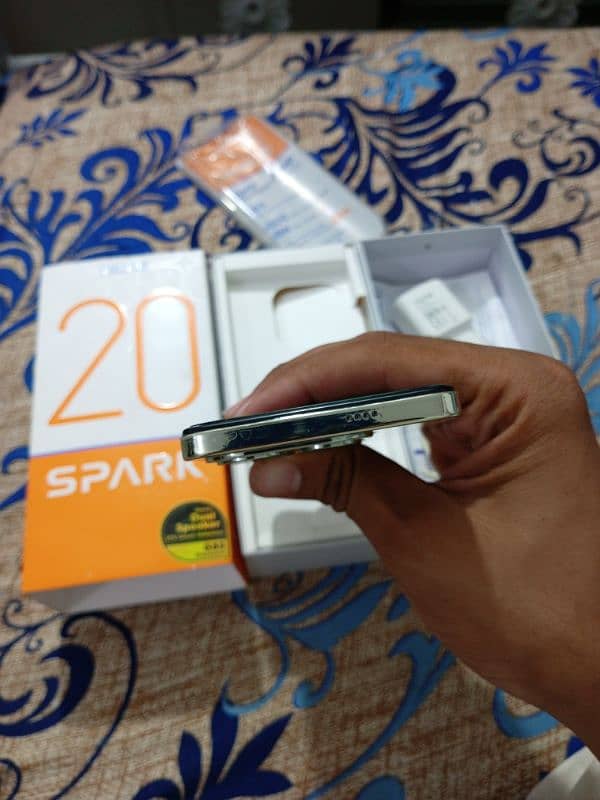 TECNO SPARK 20 RAM 16 256 4