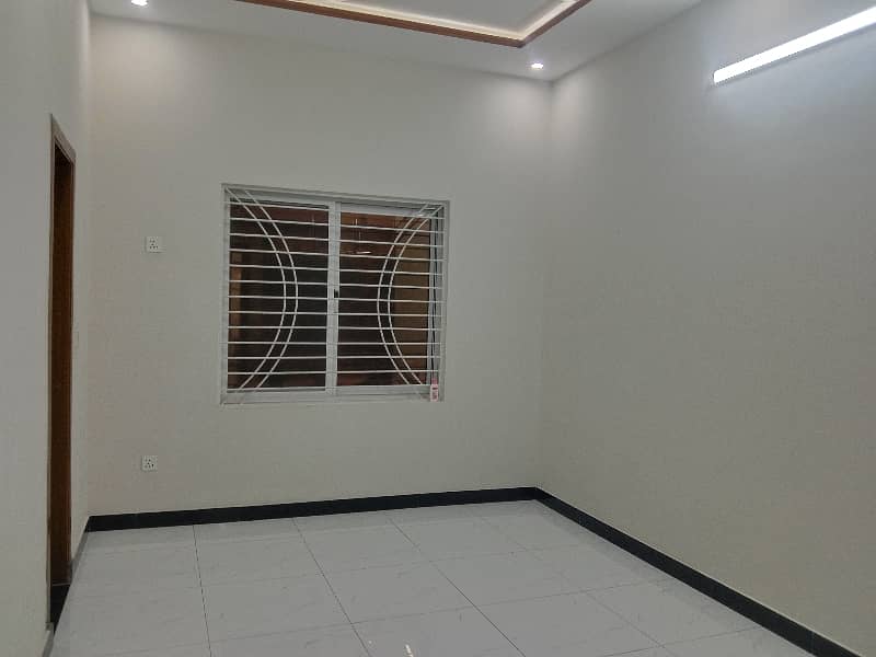 Beautiful Double Storey Corner House 22