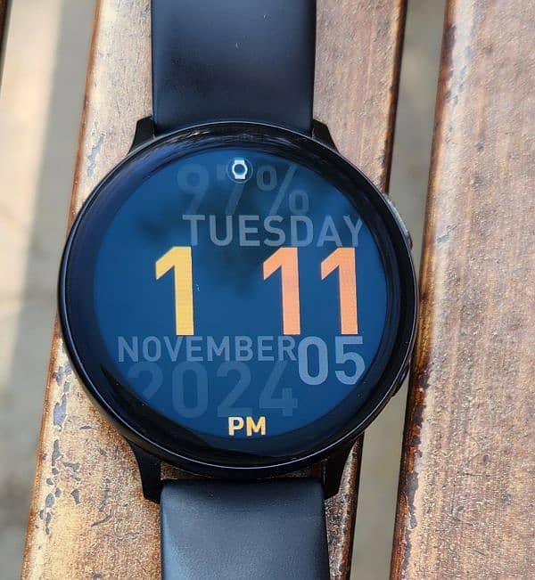 Samsung Galaxy Watch Active 2 40mm 1