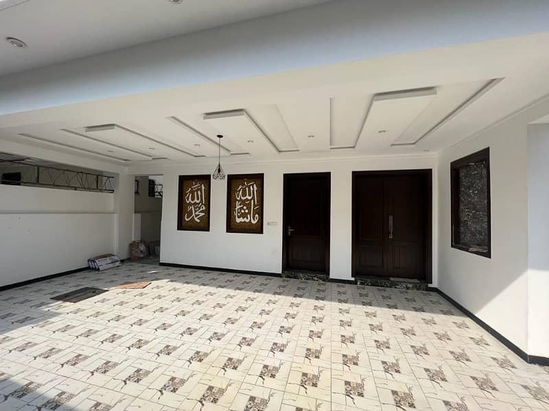 Beautiful Designer House Is For Sale 0