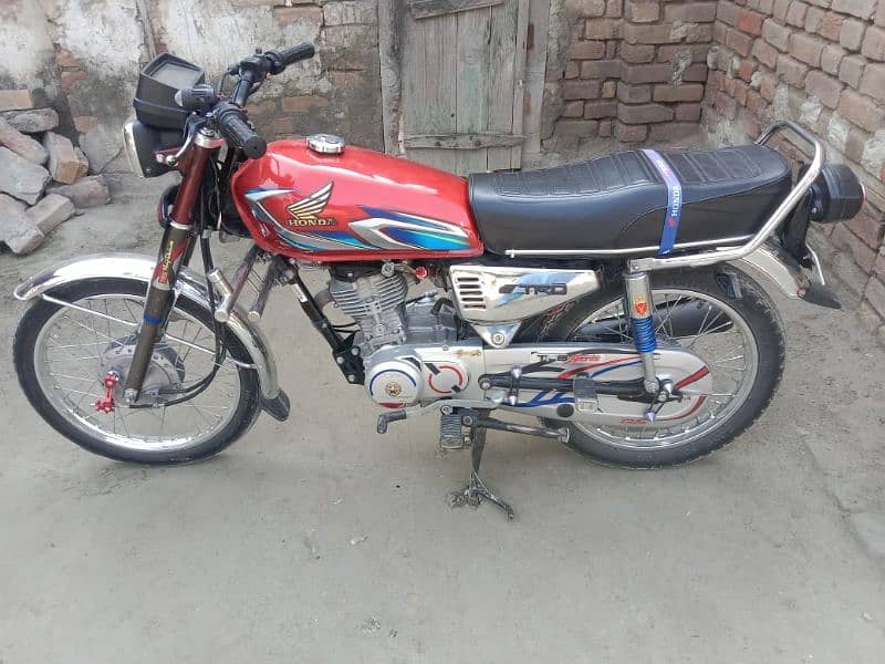 Honda 125 22 Model 23 shape 11