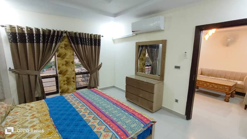 Par day short time one bed appatment for rent bahira town phase 6 any time available 3