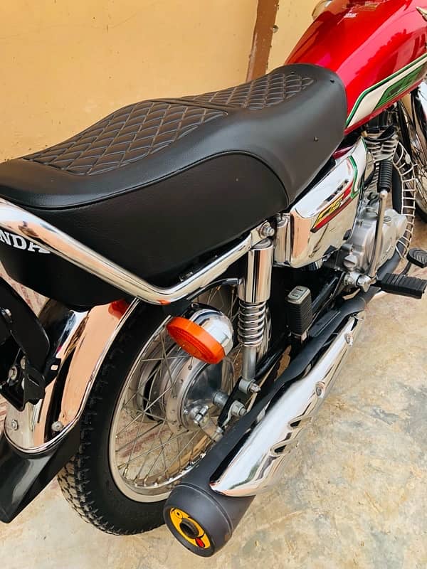 Honda 125 special edition all Punjab registered all documents clear 1