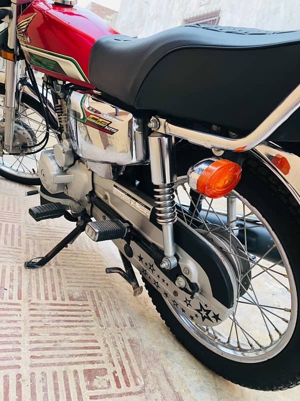 Honda 125 special edition all Punjab registered all documents clear 2