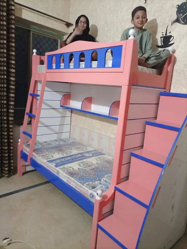 Baby Bed 6feet Solid for urgent sale 0