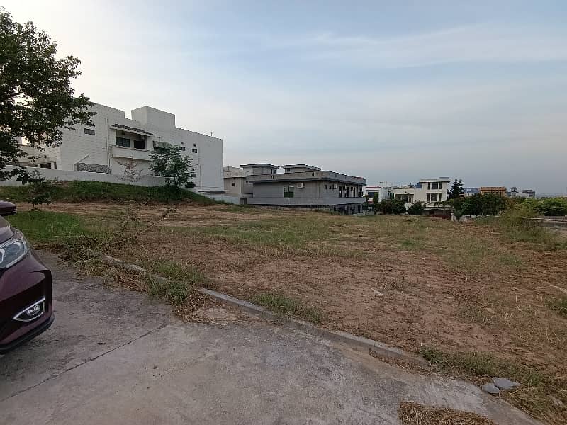 1 Kanal St End Corner Plot Sector G DHA 2 6