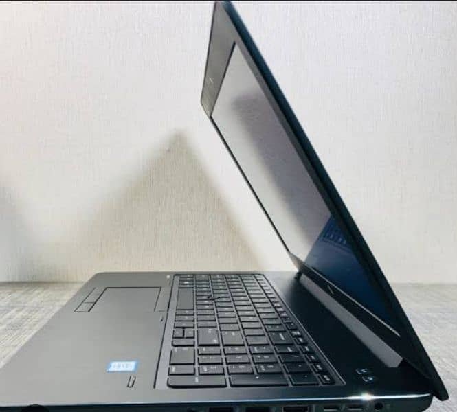 HP ZBOOK 17G3 3