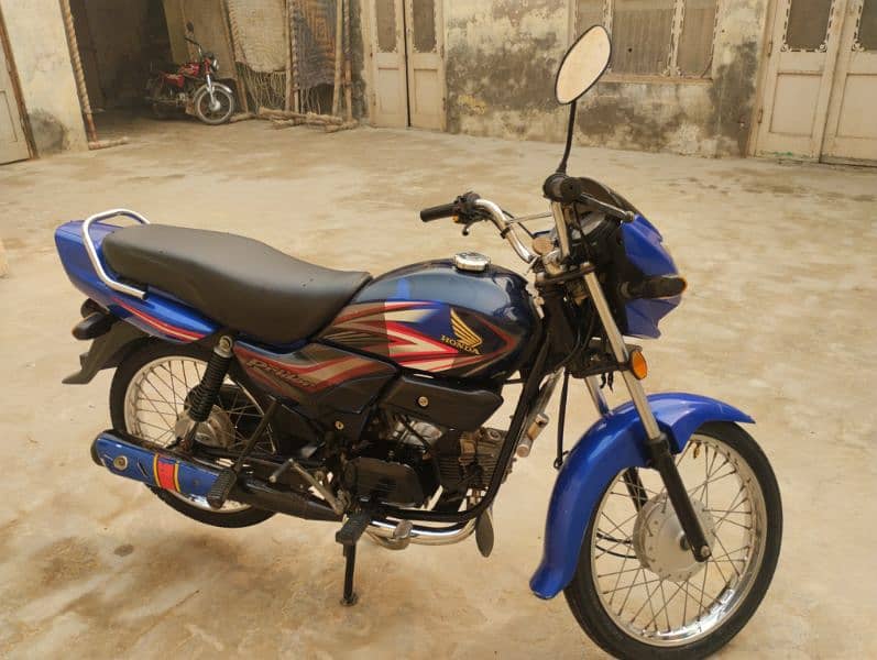 Honda Pridor 100  / Condition 10/10 Blue Color 2