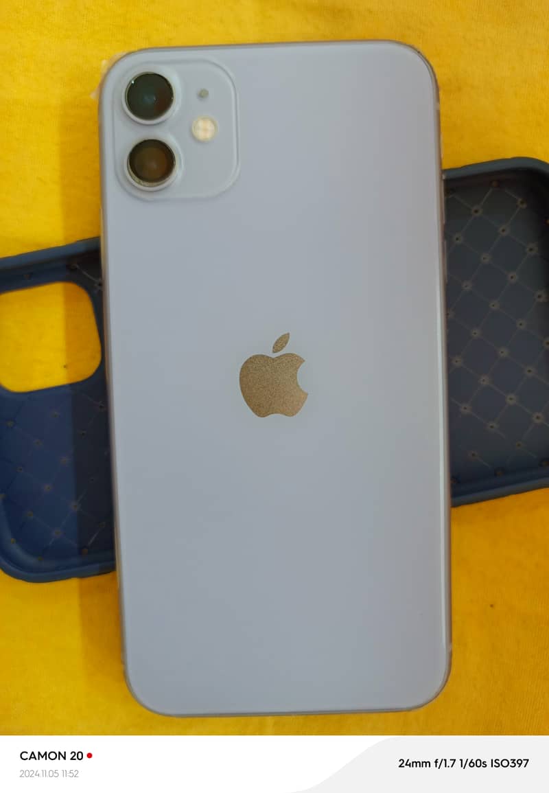 I phone 11 (128gb) Non PTA one month sim time available 1