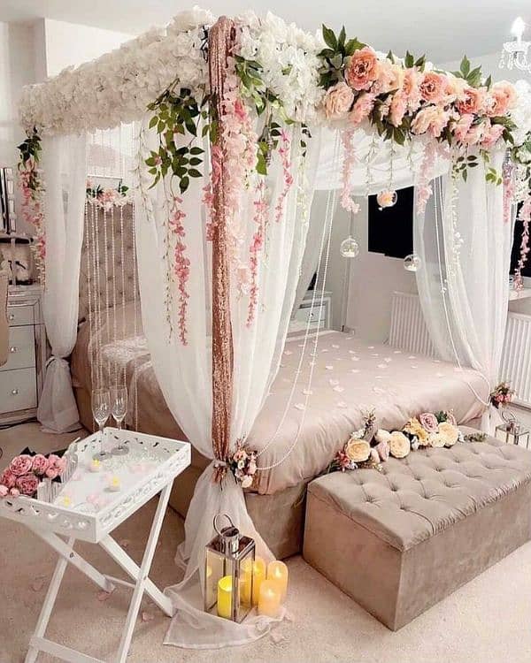 Rooms and cars decore with fresh flowers 3