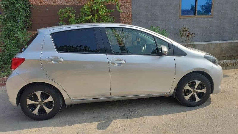 Toyota Vitz   2014/2017 2