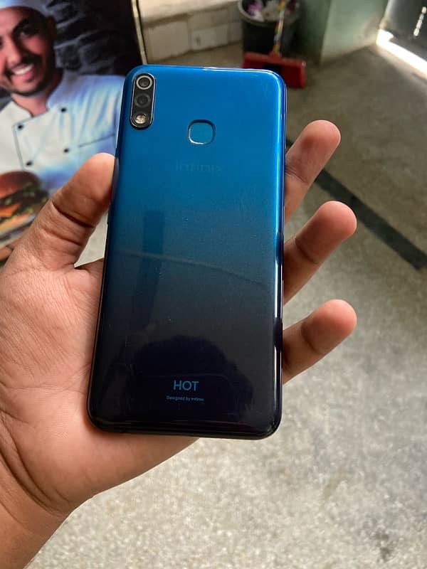 infinix Hot 8lite 1