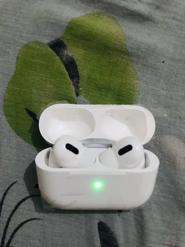 Airpods pro 4