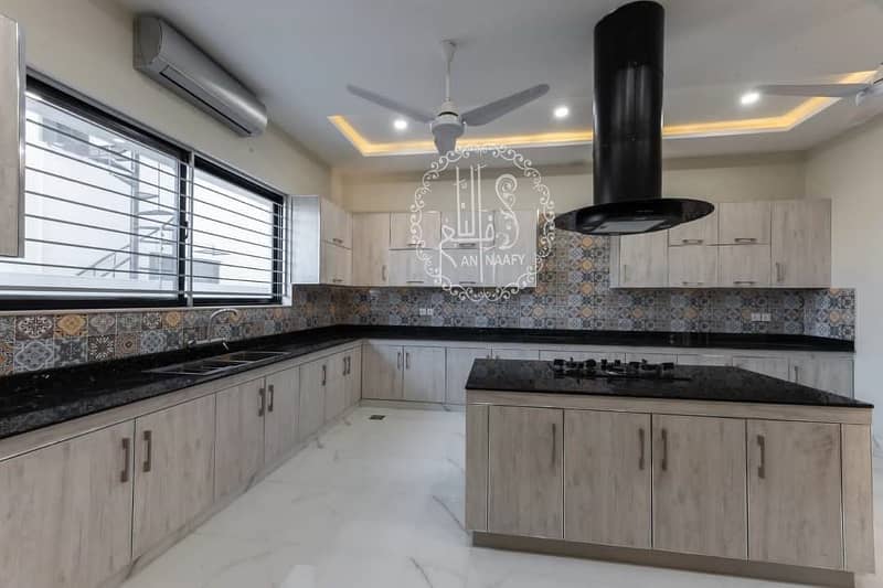 34 MARLA LIKE A BRAND NEW FUL BASEMENT LUXURY MODERN DESIGN HOUSE FOR RENT IN DHA PHASE 1 TOP LOCATION 8