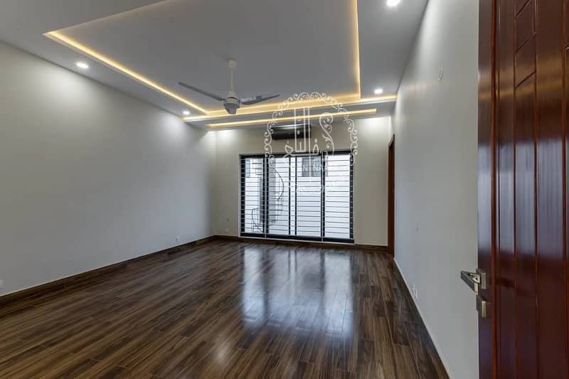 34 MARLA LIKE A BRAND NEW FUL BASEMENT LUXURY MODERN DESIGN HOUSE FOR RENT IN DHA PHASE 1 TOP LOCATION 30