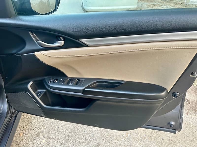 Honda Civic VTi Oriel Prosmatec 2019 Facelift 100% ORIGINAL BODY 8