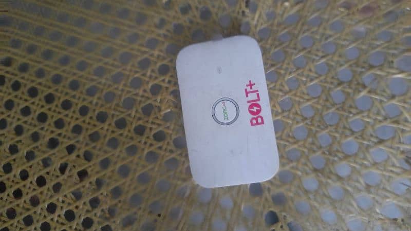 Zong bolt+ 4G Wifi device 8