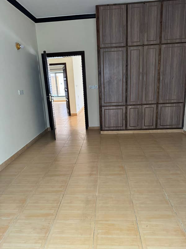 1 Kanal Upper Portion Available For Rent In G 13 10