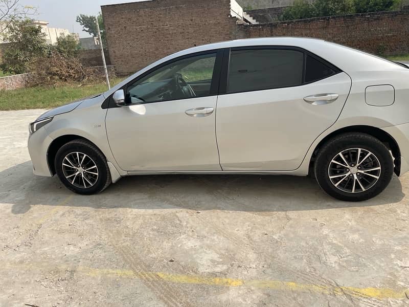 Toyota Corolla GLI Auto 2017 4