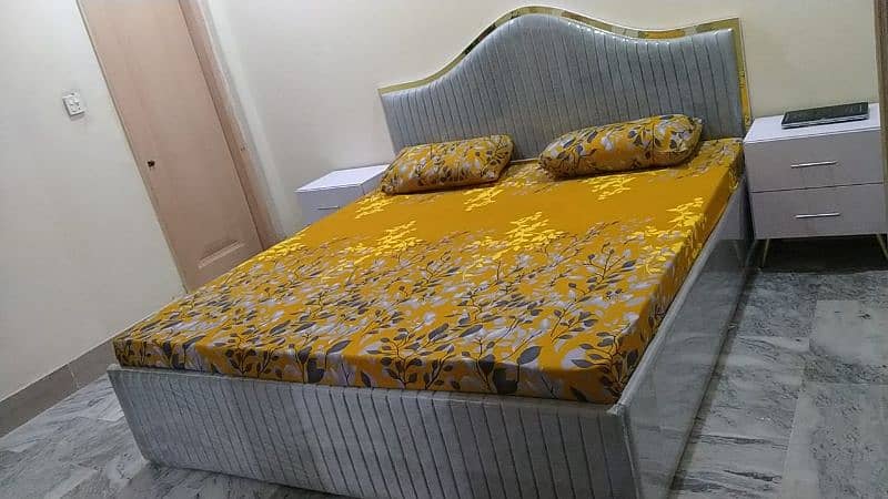 Bed with Side Table and Alamari 0