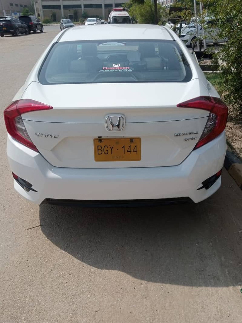 Honda Civic Oriel 2016 automatic 1