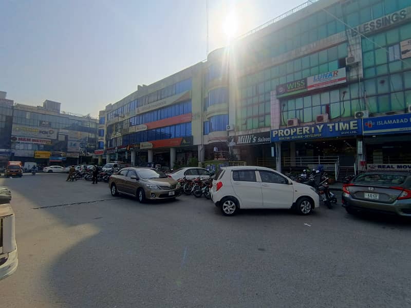 11x28 Ground Floor Shop for Sale In I-8 Markaz Islamabd 2