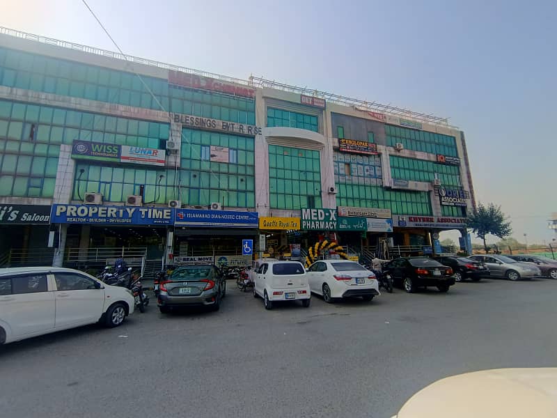 11x28 Ground Floor Shop for Sale In I-8 Markaz Islamabd 3