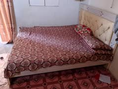 wooden king size bed 0