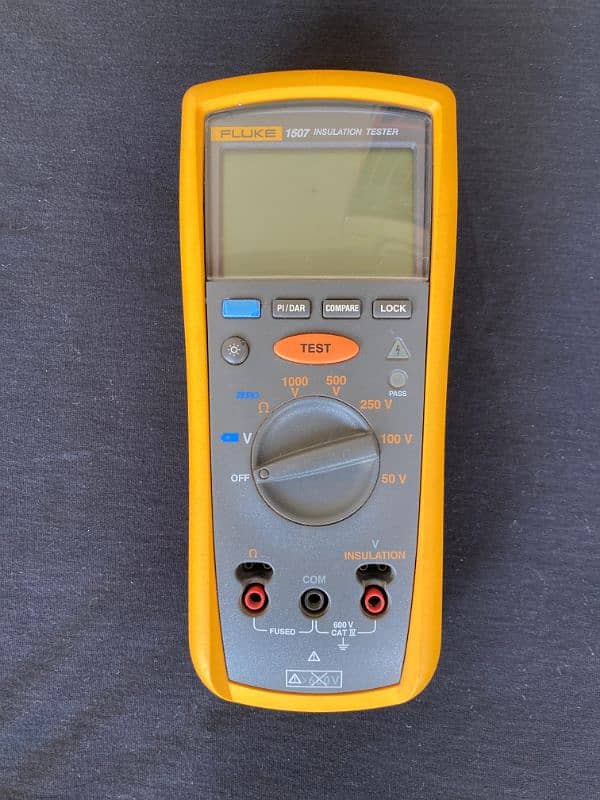 Fluke 1507 Insulation tester , multimeter , 50% off on sale 1