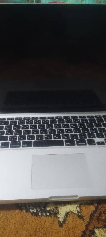 MacBook pro 0