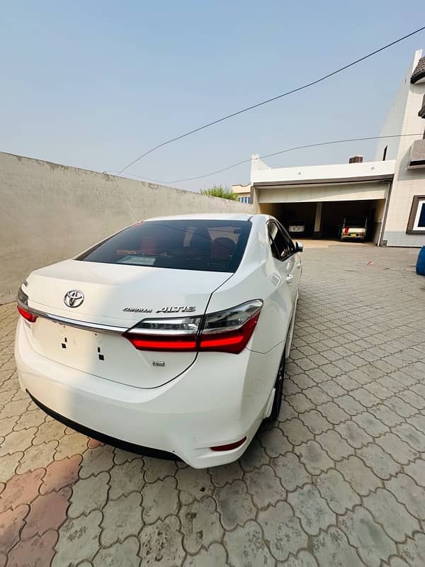 Toyota Corolla Altis 2019 8