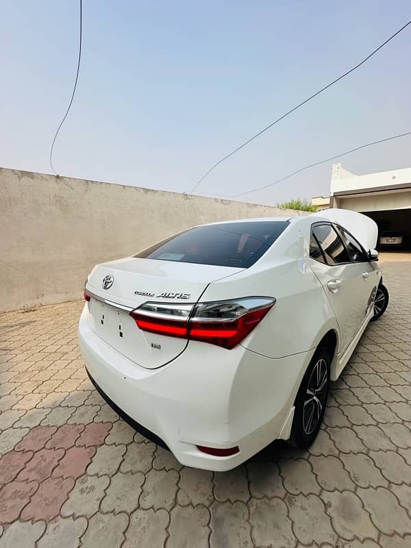 Toyota Corolla Altis 2019 13