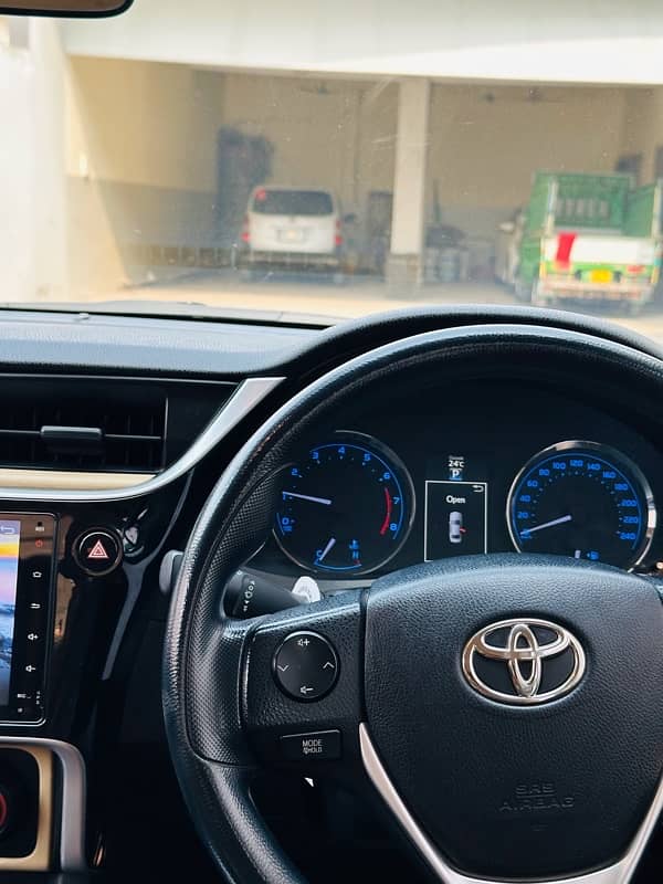 Toyota Corolla Altis 2019 16