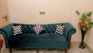 5 Seater Sofa like a new