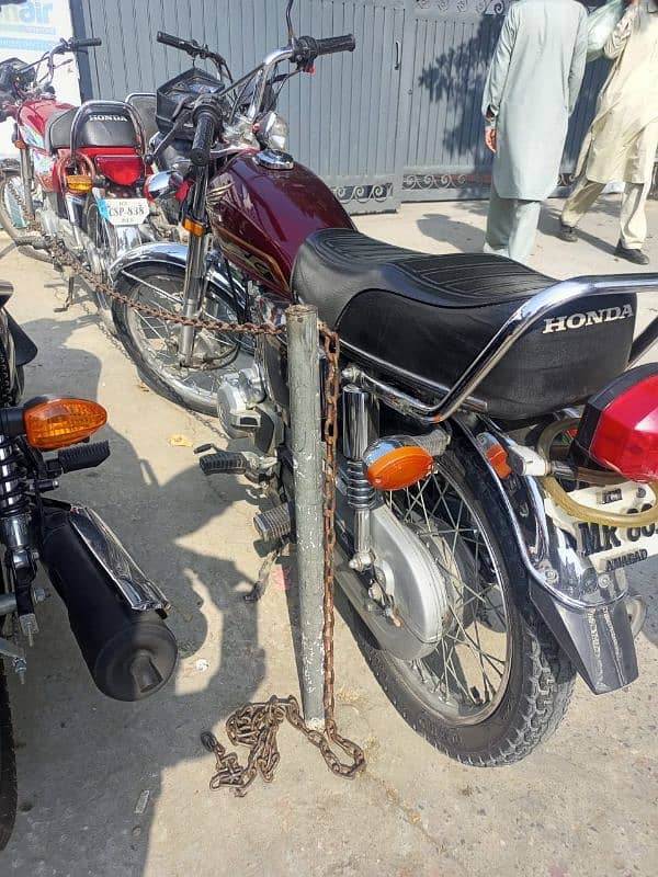 HONDA CG125 SPECIAL EDITION 4