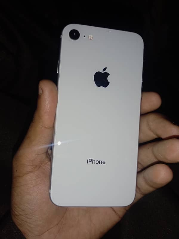 iPhone 8 Non pta 1