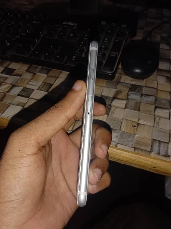 iPhone 8 Non pta 3