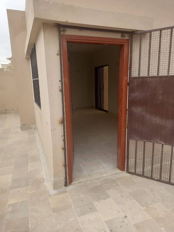 A Beautiful 160Square YardsEast Open Banglow available for sale inSaima Elite Villas,Karachi 10