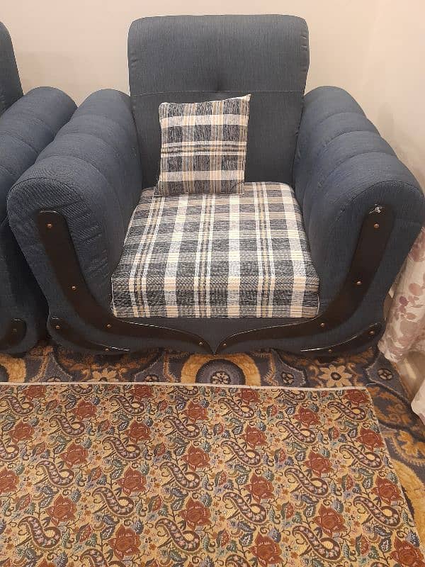 Luxury and premium 7 seater sofa set carefully used as good as new 2