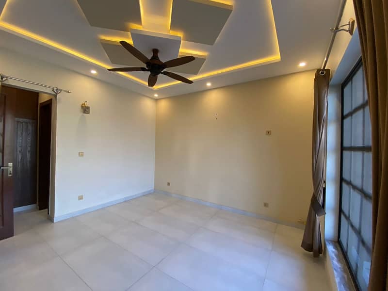 22 Marla Beautiful Designer Corner House In Bahrain Town Phase 8 Rawalpindi 12