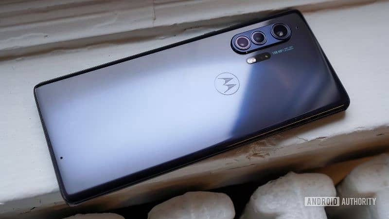 Motorola edge plus 2020 1