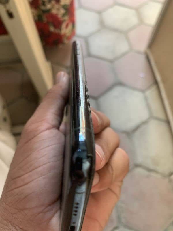 Iphone11promax 10by10 256gb storage jv 86better h 4