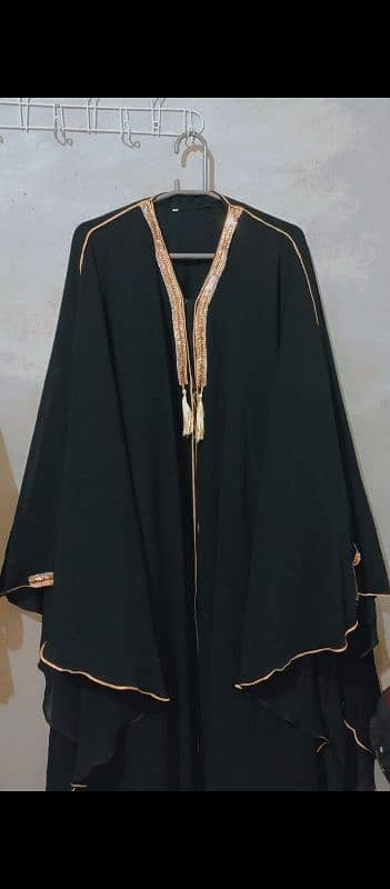 Abaya's 8