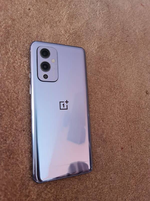 OnePlus 9 12/256 1