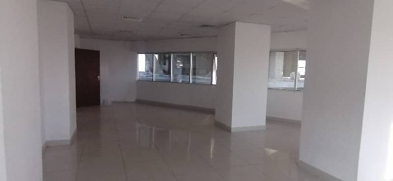 Prime Location Office Of 565 Square Feet Is Available For sale In World Trade Center 5