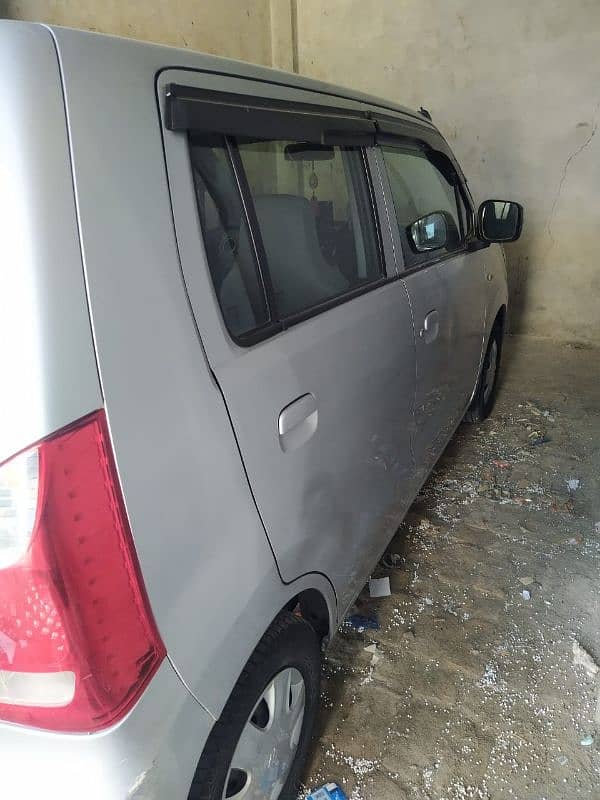 Suzuki Wagon R 2017 3